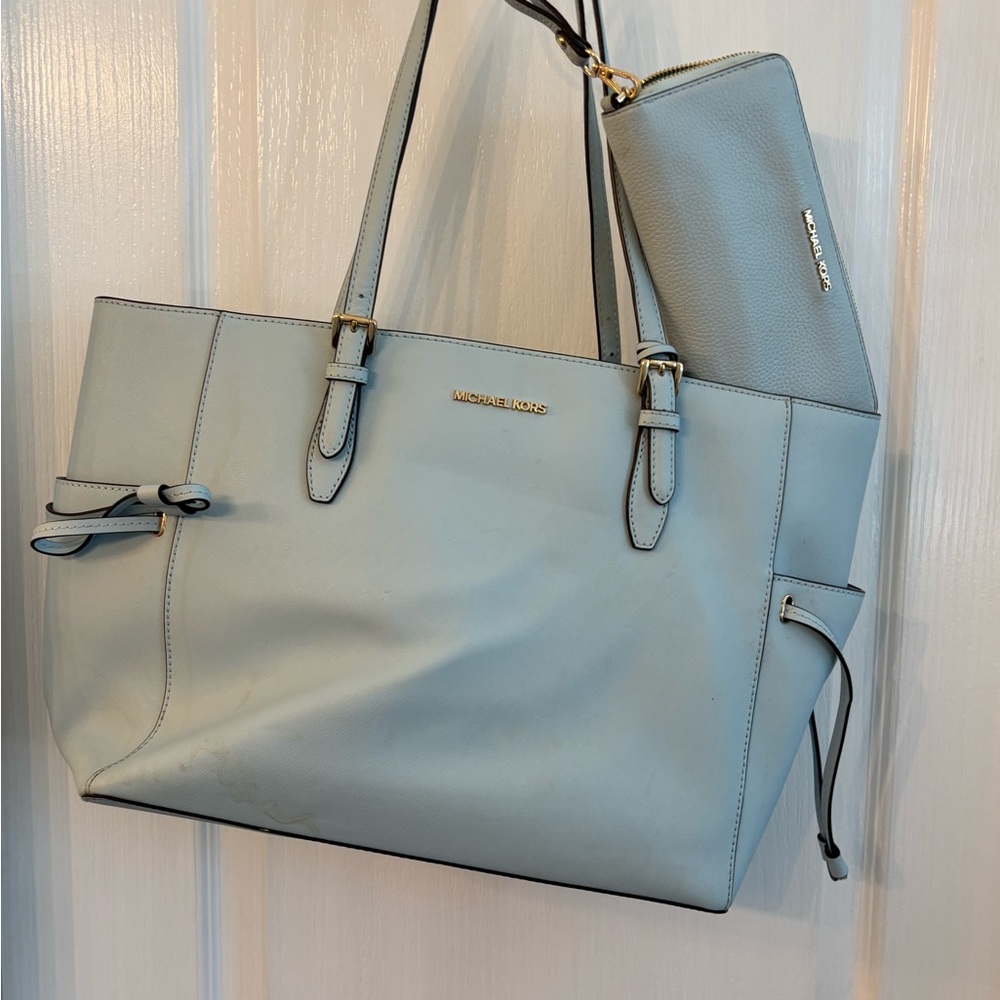 Michael Kors Sky Blue Tote with Matching Pouch